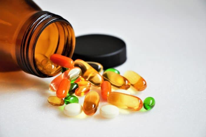 Vitamin tổng hợp có sẵn ở nhiều dạng: viên nén, viên nang, viên nhai, viên sủi, dạng bột và chất lỏng