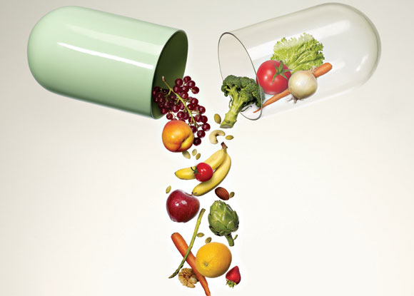 Vitamin tổng hợp chứa mười ba loại vitamin và ít nhất 16 khoáng chất rất cần thiết cho sức khỏe của trẻ